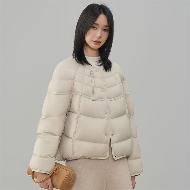 现货2025年冬季新款90白鸭绒休闲风简约时尚羽绒服女外套,女装羽绒服,阳光伊恋