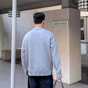 2025新款小狗图案圆领针织衫男女秋冬复古慵懒风情侣休闲打底毛衣图片