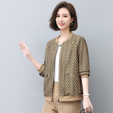 2022新款春秋季女装短外套时尚印花宽松显瘦百搭上衣，女装短外套，悦见她