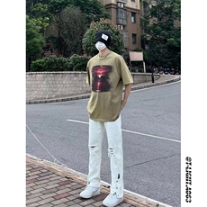 白色