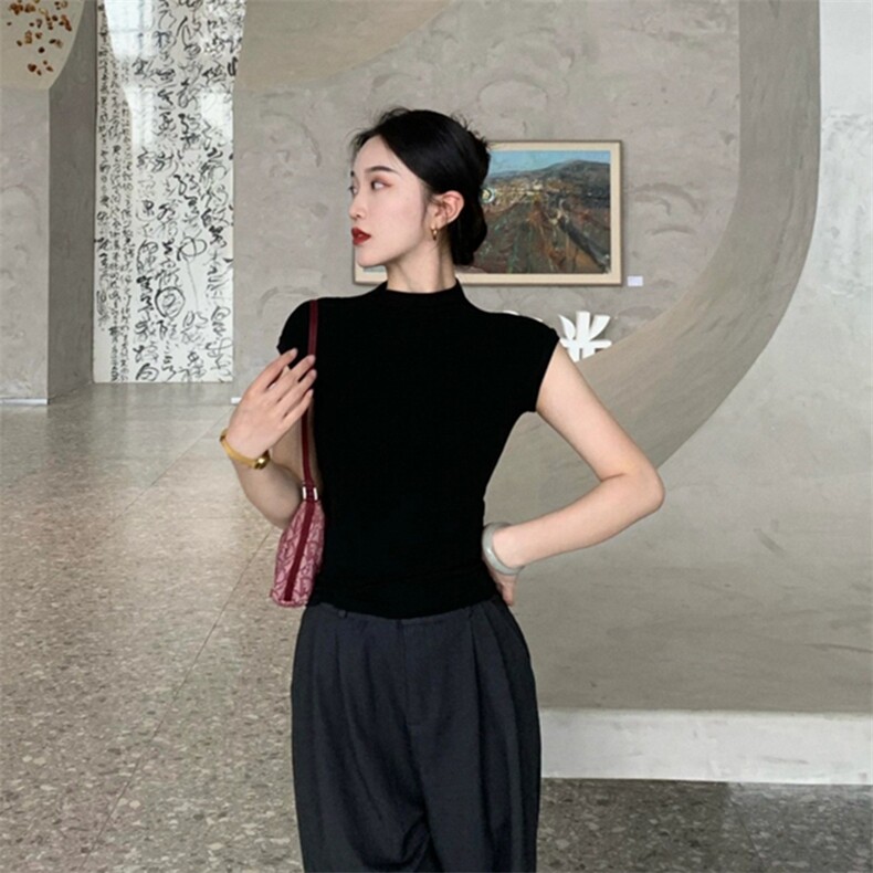 气质半高领黑色短袖T恤女2025年夏季新款紧身辣妹T正肩修身上衣女,针织衫/毛衣,斯美雅安迪绒