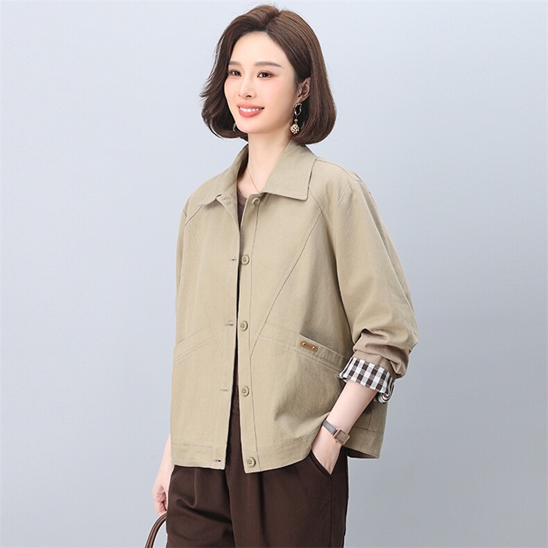 外套女款春秋2025新款短款休闲大码宽松减龄洋气中年妈妈夹克外套图片