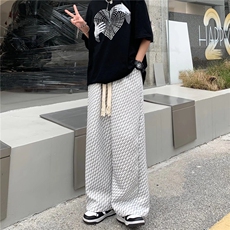 灰色