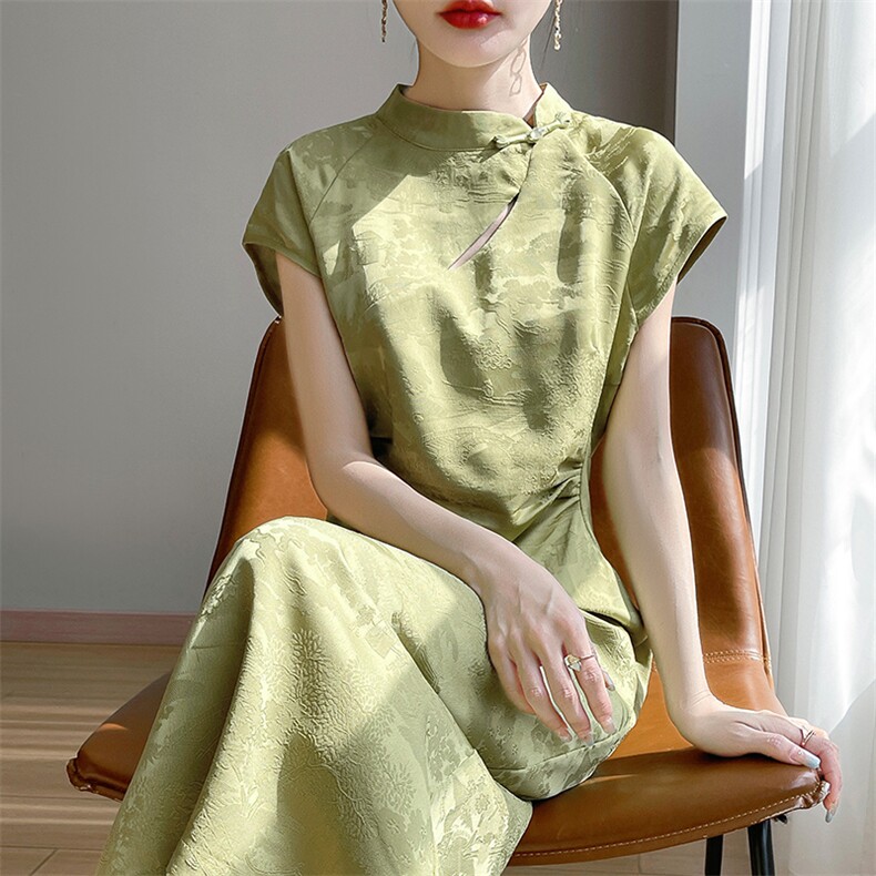新中式国风短袖旗袍连衣裙女立领盘扣缎面真丝提花A字裙过膝长裙，女装连衣裙，圣丽羊绒