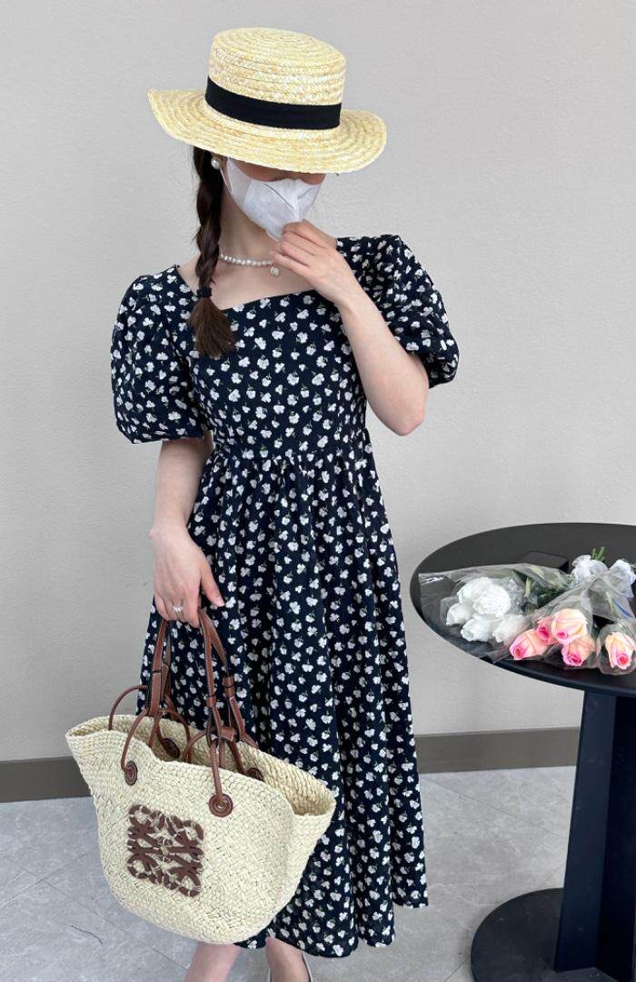 盐缩连衣裙显白气质，女装连衣裙，欧妮卡蒂蔓