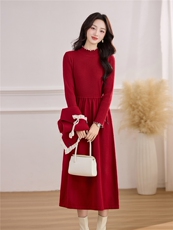 2025年冬季连衣裙腰间可调节配马甲两件套，女装针织衫/毛衣，乐吉娜