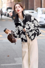 现货新款羽绒立体蝴蝶印花90绒羽绒服，女装羽绒服，奕可儿