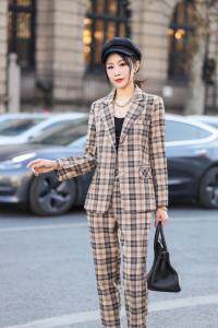2021时尚格子春装新款套装，女装职业装，春语雨桐