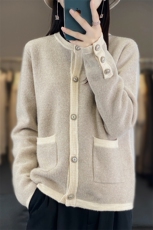 24秋冬新款小香风拼色100%纯羊毛开衫女带兜羊毛衫宽松针织衫外套，女装羊毛衫，端硕羊绒