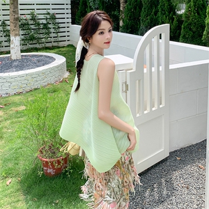 法式时尚不规则压褶背心套装女2025夏季新款显瘦流苏半身裙两件套图片