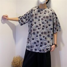 灰色