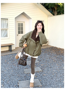 军绿色复古工装羽绒服女冬季2025新款白鸭绒内胆羊羔毛拼接派克服图片