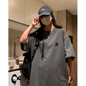 新款美式小猫抱鱼纯棉T恤舒适圆领宽松休闲打底衫HY550TP20控39图片