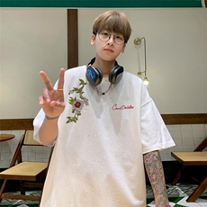 白色