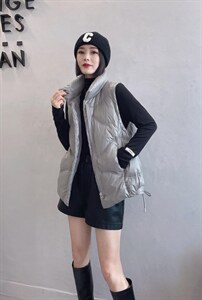 羽绒马甲图片