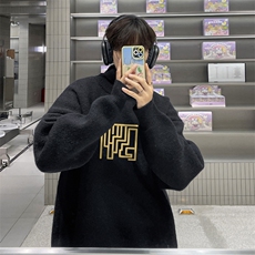 黑色