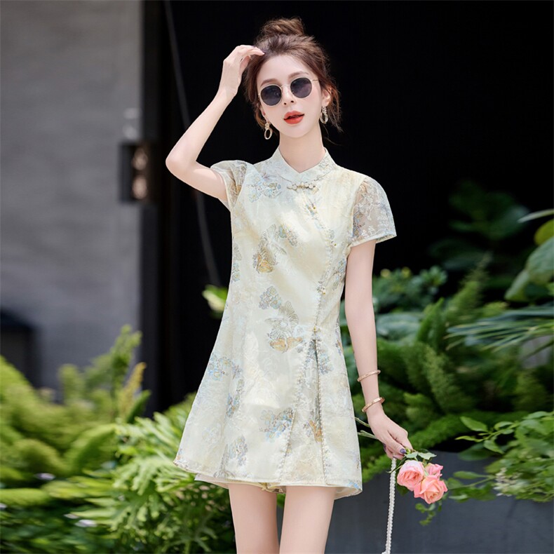新中式刺绣改良旗袍裙套装女2025夏装时尚钉珠提花减龄短裤两件套,女装套装/套裙,曼琳思菲