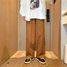 咖啡色