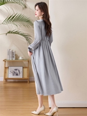 2026夏装新款简约时尚气质v领修身连衣裙，女装连衣裙，美沁