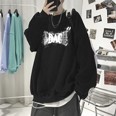 黑色