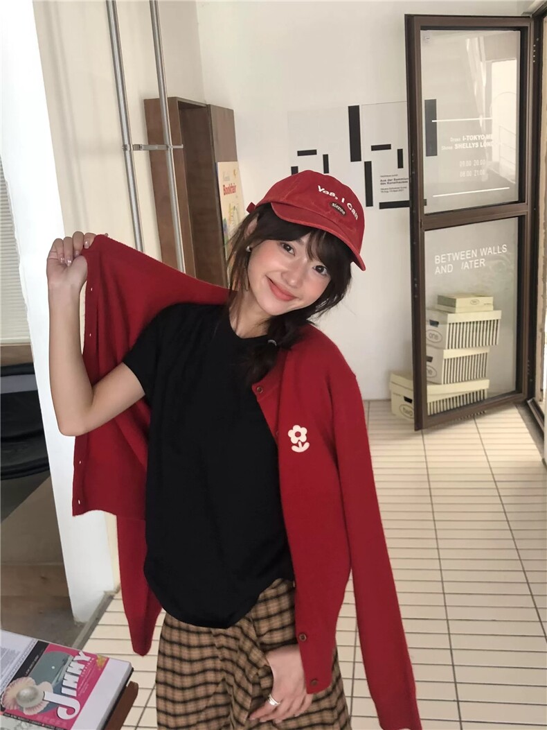 2025年秋季时尚百搭通勤简约休闲小花刺绣开衫,女装羊毛衫,伊绒腾羊绒