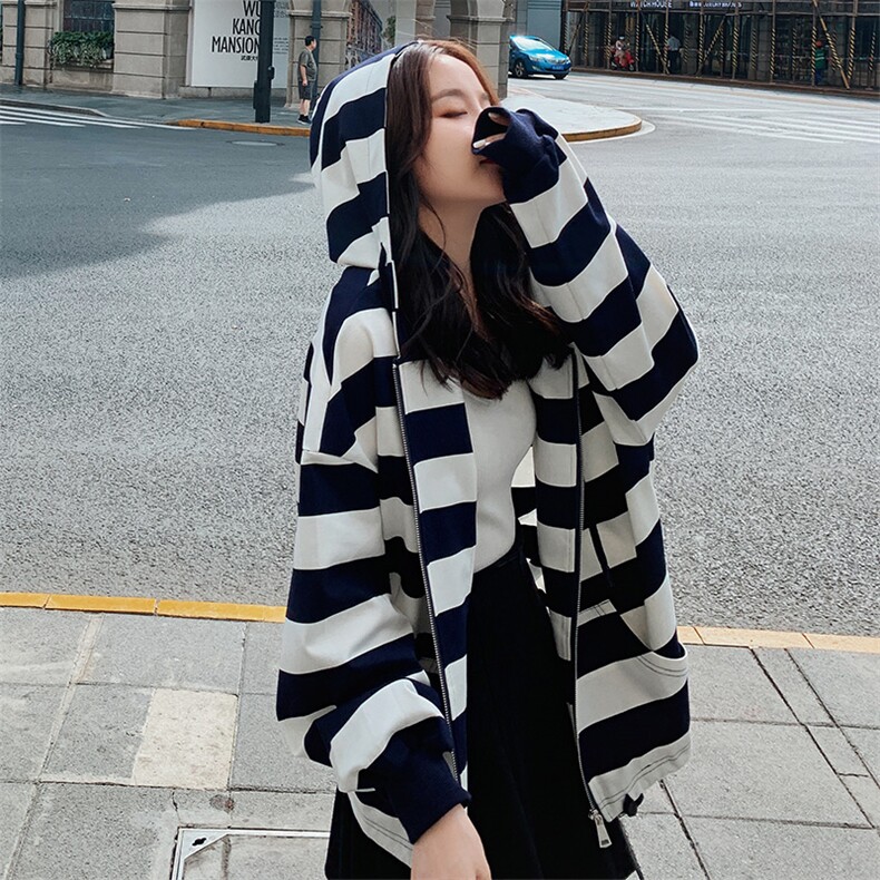 现货2025年春新款卫衣2c213-667-P135-K188,女装卫衣/绒衫,2C213