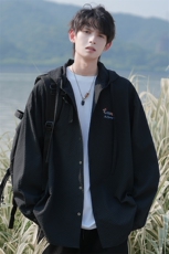 泡泡纱刺绣腊肠狗连帽防晒衣外套男春秋季日系cityboy户外夹克衫，男装衬衫，电商A001