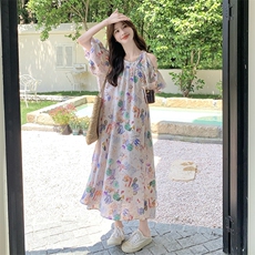 法式镂空露肩连衣裙女2025夏季新款超好看甜美减龄度假风碎花长裙，女装连衣裙，2C110