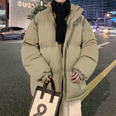 灰绿色