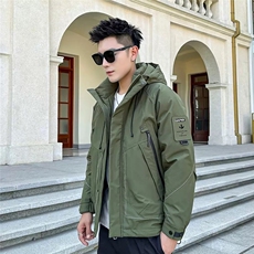 绿色