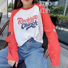 红色