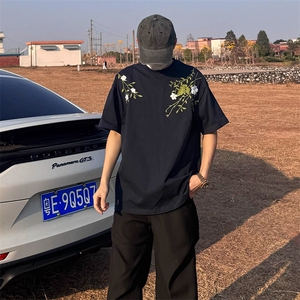 万针全刺绣工艺抖音得物高品质260克重磅纯棉双纱美式高街短袖T恤图片