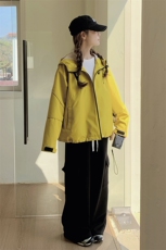 现货2025春季新款冲锋衣2518P145控218，女装短外套，2C201