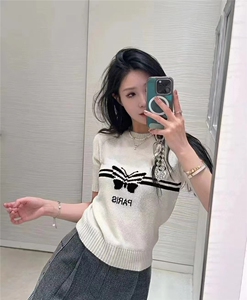 夏季女士时尚显瘦百搭提花蝴蝶短袖图片