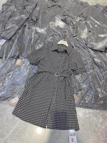 格子连衣裙，女装连衣裙，浪漫E点