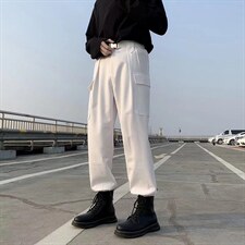 白色