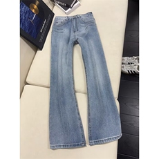 蓝色