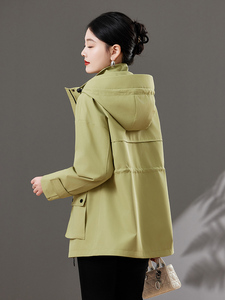 品牌专柜！韩版可拆连帽抽绳收腰冲锋衣外套2025年春季新款风衣女图片