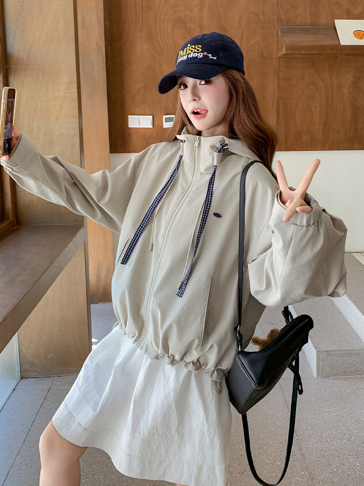 休闲风连帽外套女2025秋季新款今年流行设计感宽松百搭时尚夹克,女装派克服,2D034