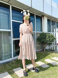 2022夏季新款韩版碎花连衣裙图片