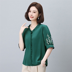 优雅气质蕾丝花边上衣女夏季新款V领刺绣雪纺衫宽松显瘦百搭衬衫，女装蕾丝衫/雪纺衫，依恋蒂丝