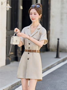 (新款现货）2026夏时尚休闲莱赛尔天丝西装领连体短裤（配腰带）图片