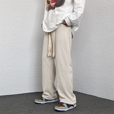 卡其色