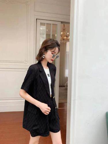 2021年夏季新品范套装，女装职业装，圣伊敏