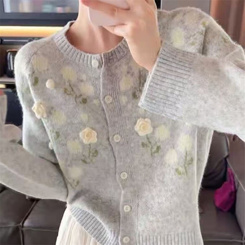 女士立体花加厚开衫2025年秋季,女装羊毛衫,萱芳婷羊绒