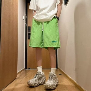 DKK53-P26多巴胺粉色速干短裤男2025夏季薄款中裤子宽松五分裤图片