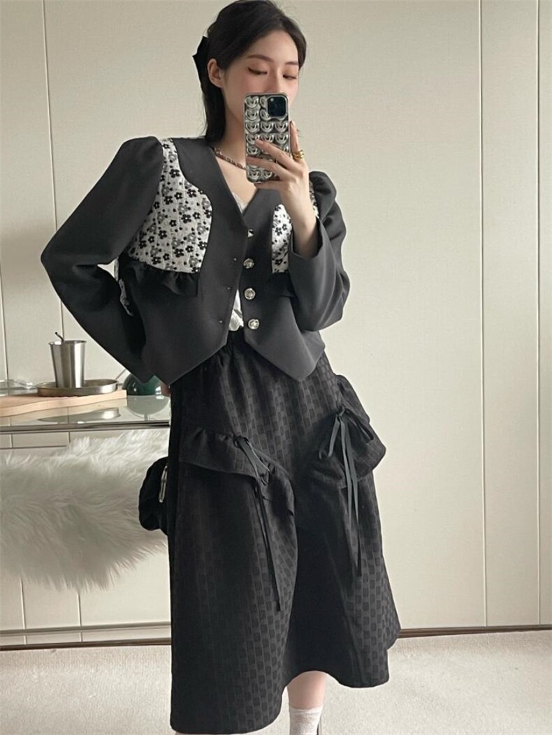 Queena PHoebe QUEENAPHOEBE135545