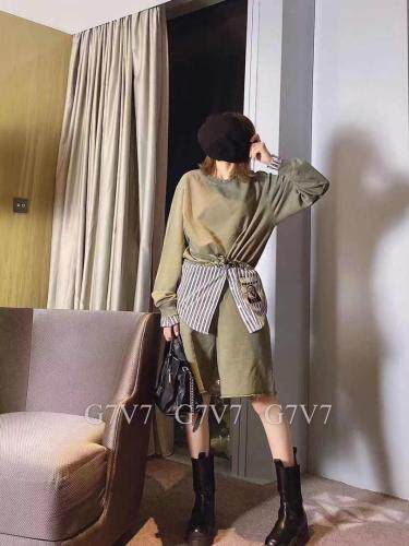 新品条纹拼接设计两件套，其它，G7V7