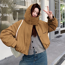 大货已出2025年冬新款羽绒冲锋衣老标90绒2c280-5776-p245-k378，女装短外套，2C280