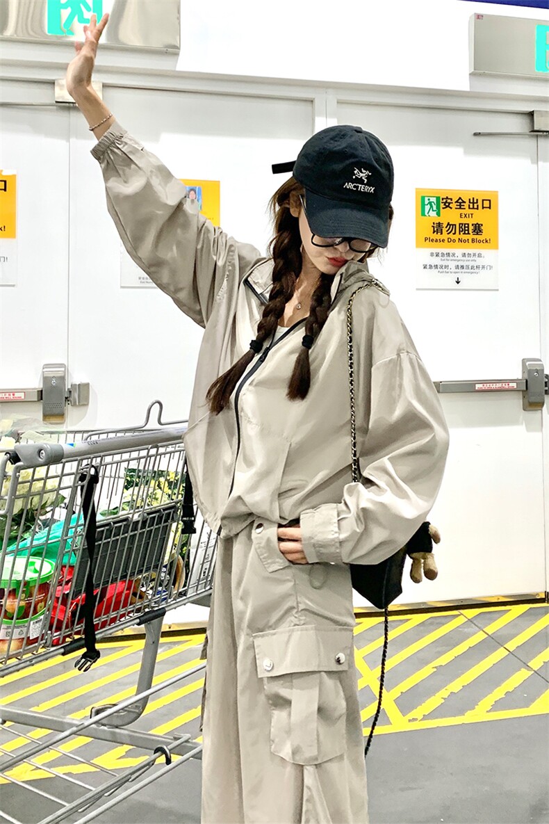 韩系慵懒风工装冲锋衣套装裙女春秋两件套学院风减龄盐系炸街小众,女装套装/套裙,纯色衣恋